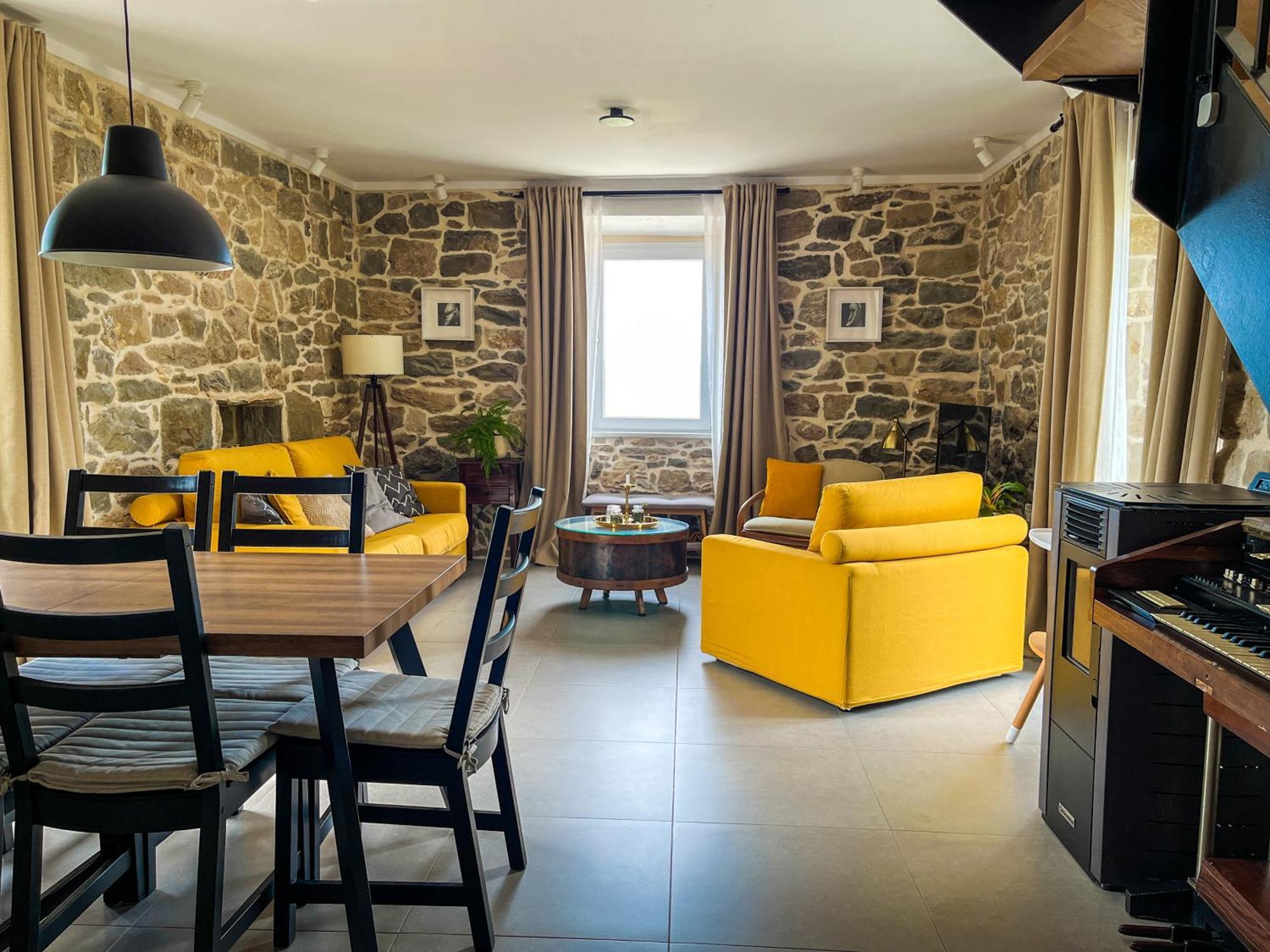 Old Stone House Klaric *